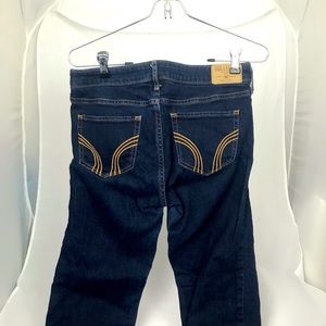 HOLLISTER DENIM FLARE BOOT-CUT JEANS